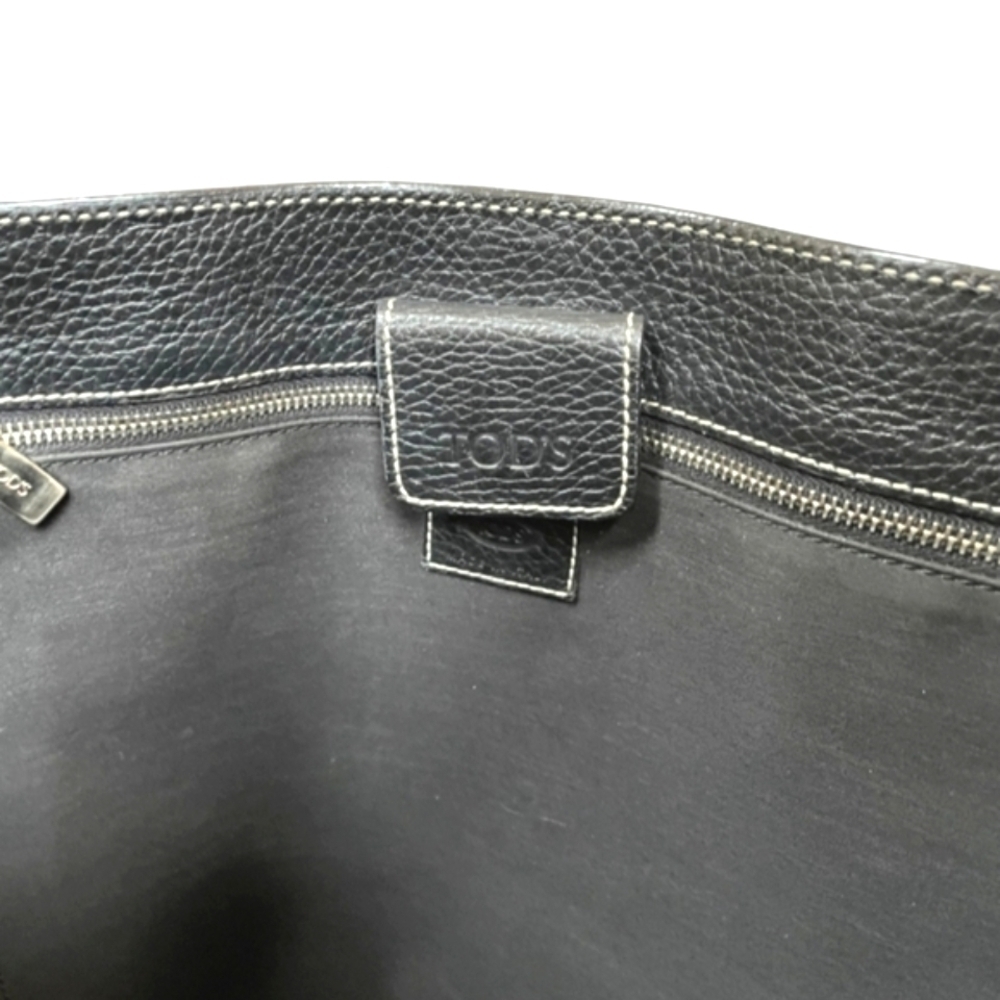 Authentic Tod's Black Leather Tote Handbag. Large. - Picture 3 of 13